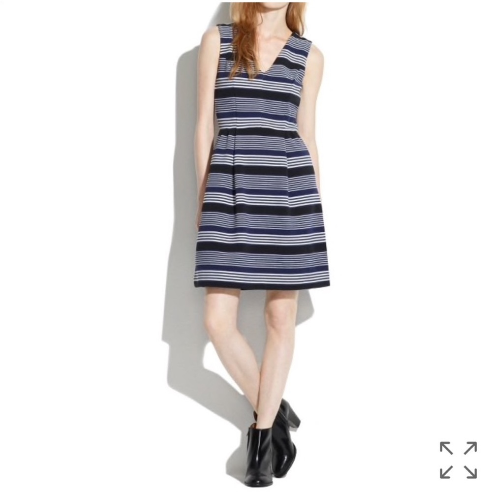 • Madewell • Gallerist Ponte V Neck Dress Stripe